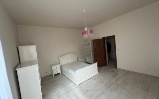 Apartament 3 camere, garaj si boxa - zona Centrala-Prefectura - Poză 26