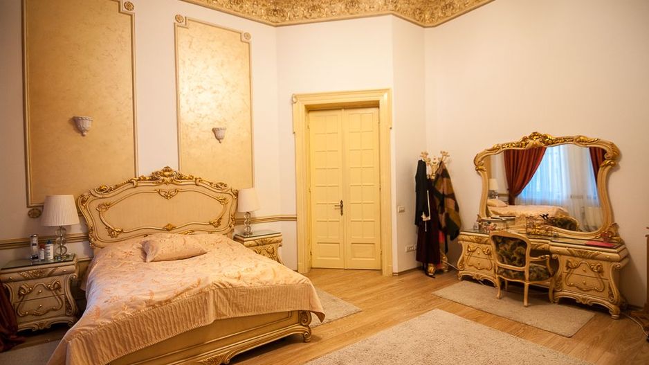 De vanzare Apartament 6 camere Vila Monument Istoric Traian Unirii LUX - Poză 14