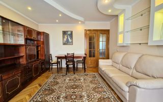 Chirie, apartament, 3 camere, Strada Calea Ieşilor, Sculeni - Poză 1