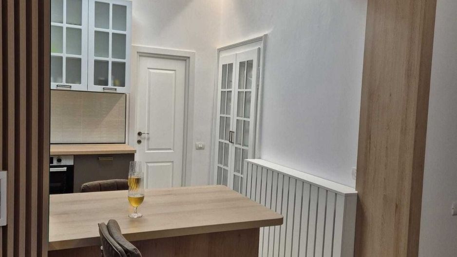 AP. 2 CAMERE VICTORIEI, PRIMA INHCIRIERE, RENOVAT, CENTRALA, PARCARE - Poză 6