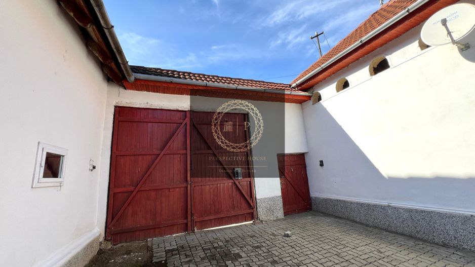 Casă pretabila 2 familii | 280 mp utili| 1350mp Teren | Garaj - Poză 24