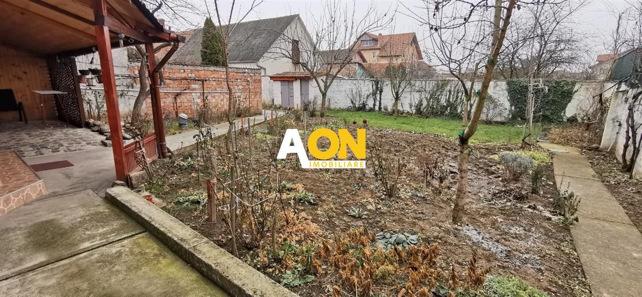 Casa in Centru zona linistita - Poză 13