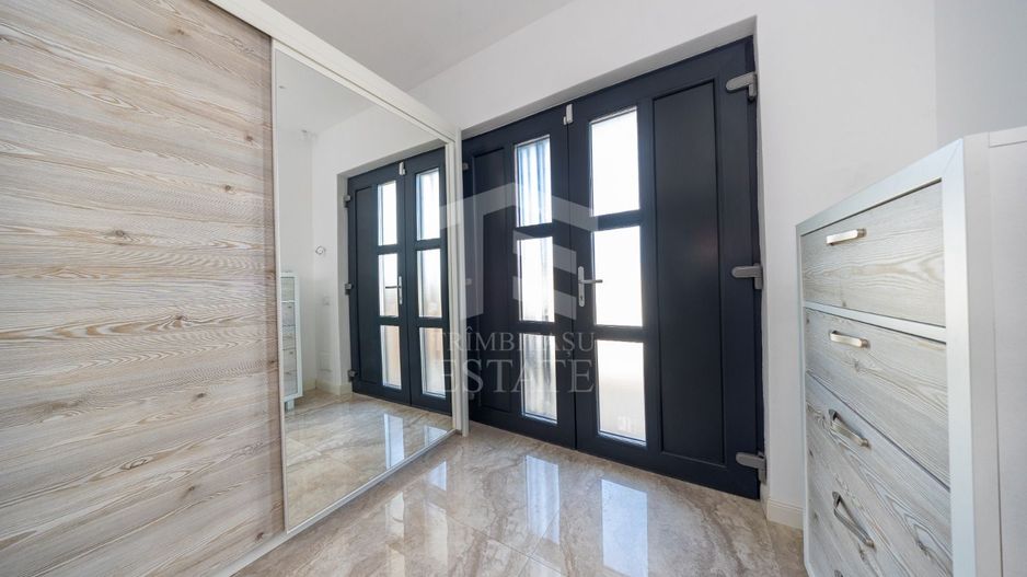 Sanpetru ,Subcetate-Casa 4 camere,3 bai+480 mp teren - Poză 3