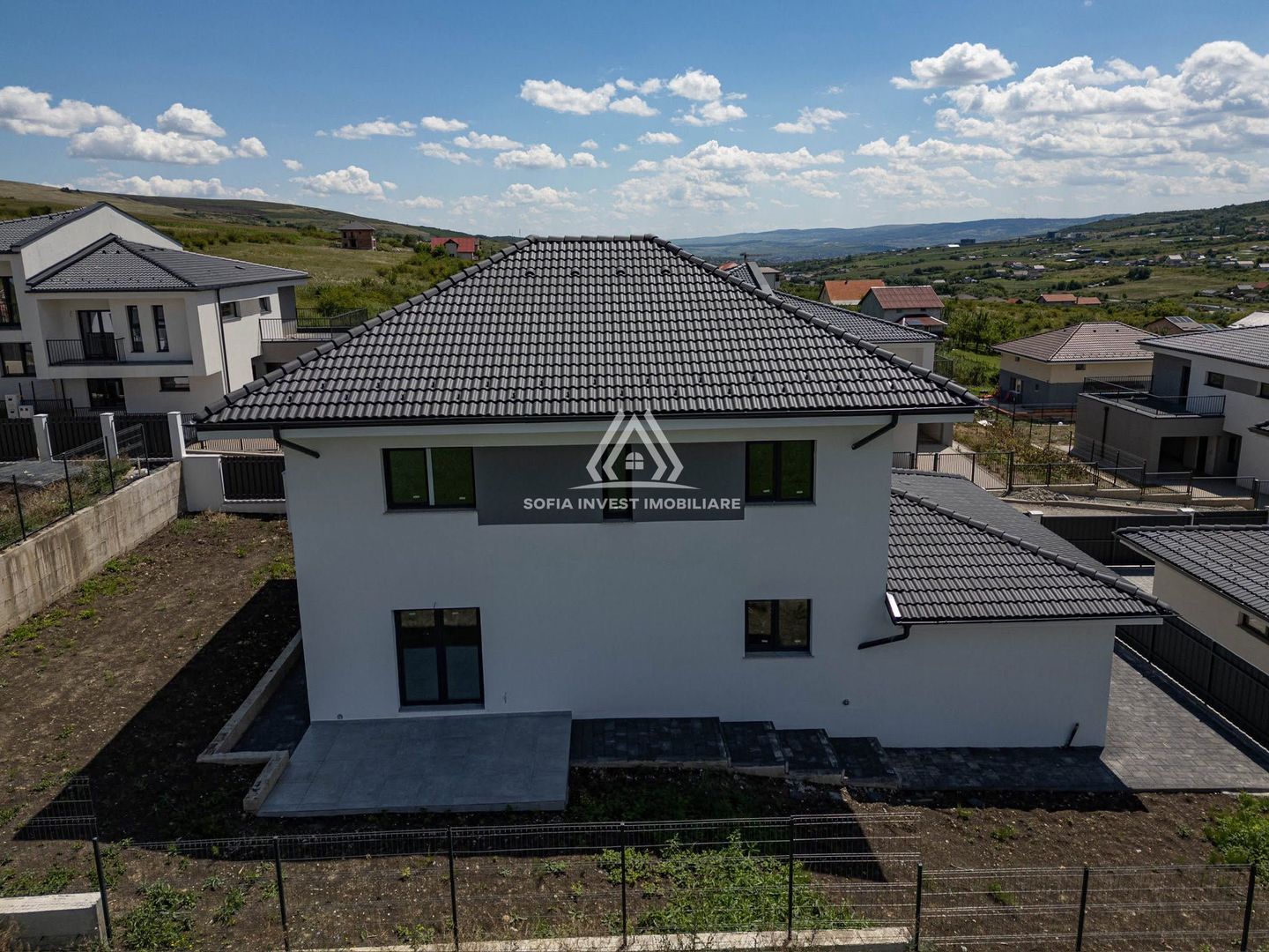 🏡 Casă individuala Semifinisată în Chinteni Liniște Spațiu Priveliste - Poză 3