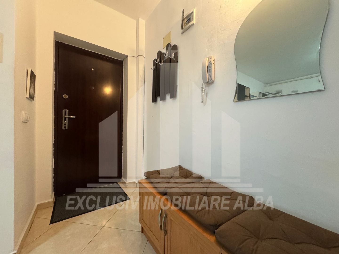 Apartament cu 2 camere, bloc nou, terasa 17 mp, Centru - Poză 3