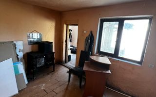 Casă de vânzare în Cristur – teren 440 mp | Necesita Renovare - Poză 2