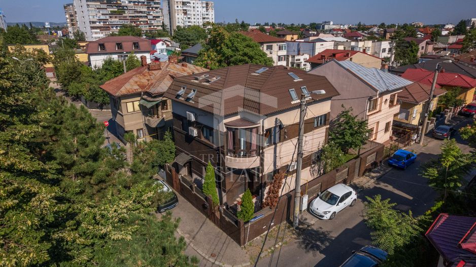VILĂ CU PERSONALITATE ȘI ISTORIE Ploiești – Strada Sighet nr. 6 - Poză 42