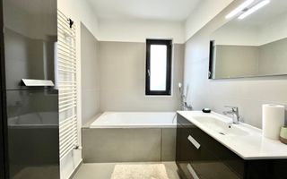 3 camere spațios si  cu terasă generoasă, la intrare în Dumbrăvița - Poză 23