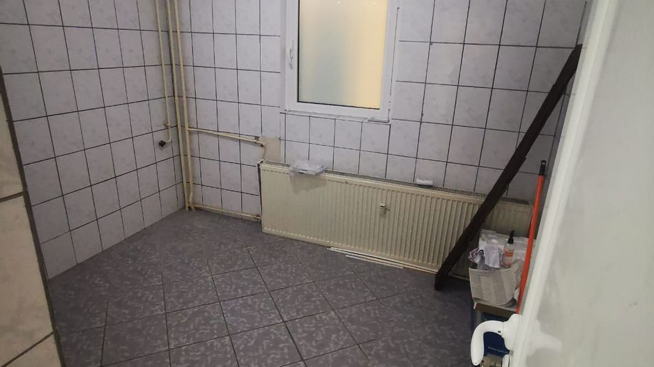 Spatiu comercial de vanzare – 70 mp, parter, Siderurgistilor Vest – - Poză 4