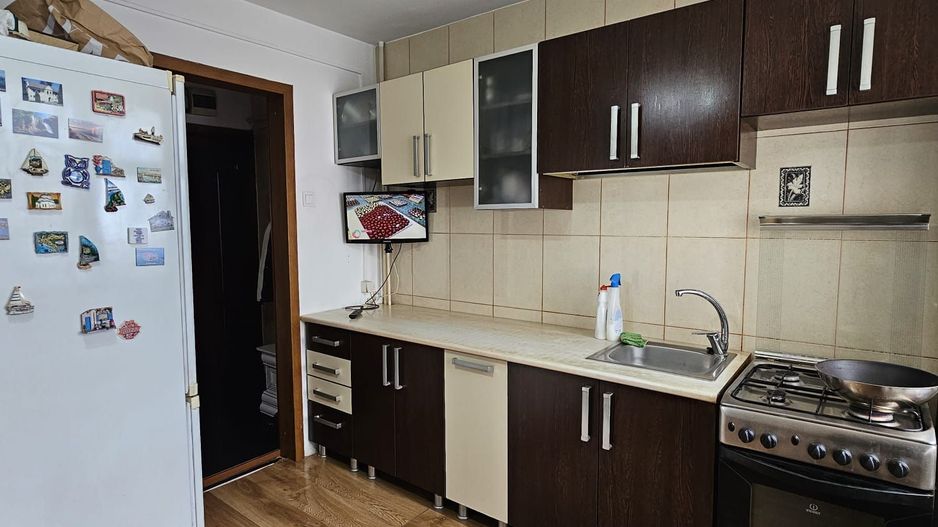 Apartament 3 camere- Rovine, Piata Garii - Poză 8