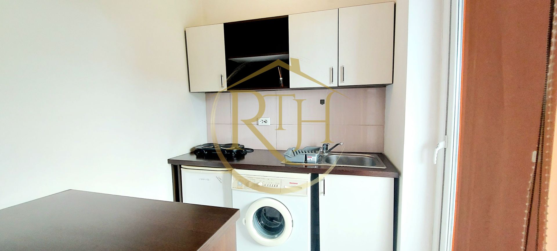 Oferim spre inchiriere, garsoniera cu balcon, zona Soarelui, parcare privata - Poză 13