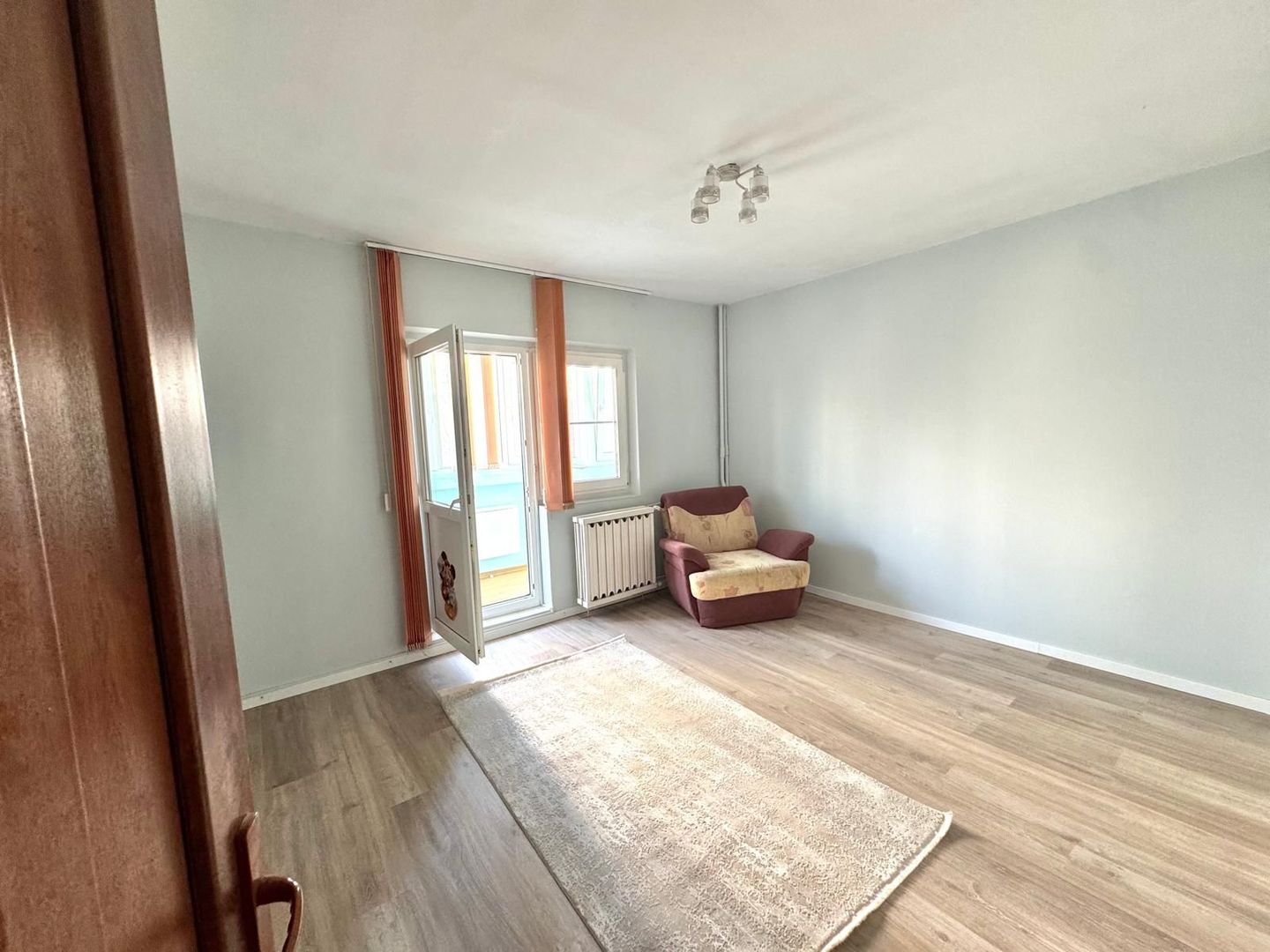 Apartament 3 camere de închiriat–Nerva Traian | Loc parcare | 2 băi - Poză 8