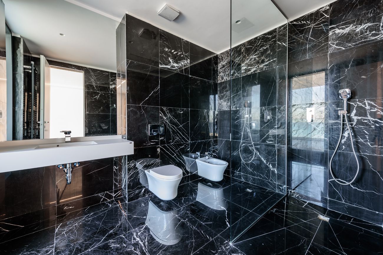 Apartament de 5 camere spațios, situat în zona Nord din Constanța - Poză 22