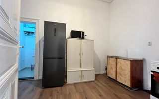 Un apartament care îți oferă orașul la un pas și vedere la Bega - Poză 15