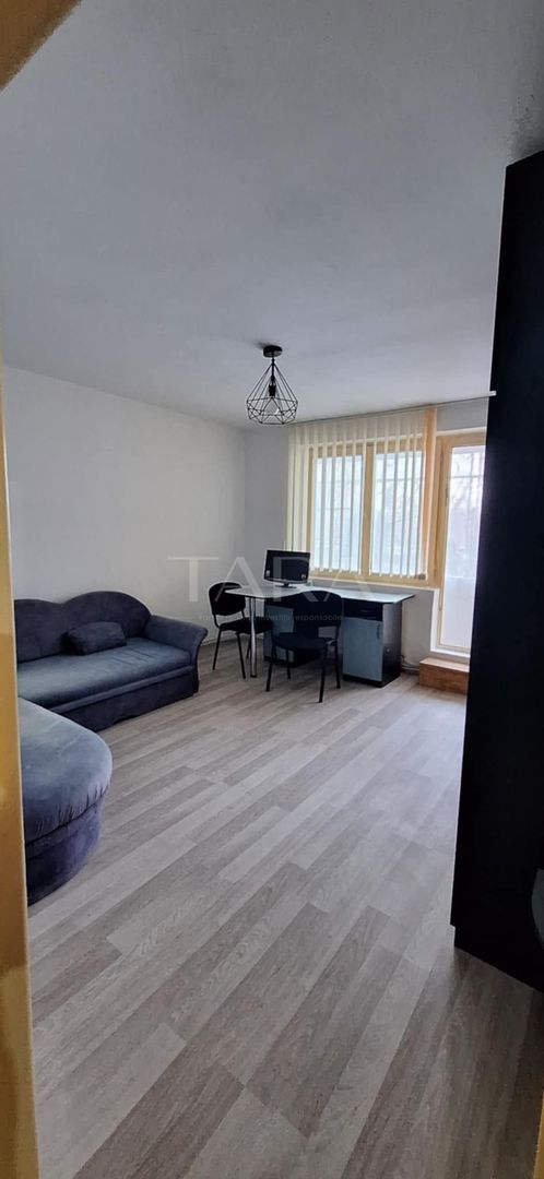 Apartament cu 3 camere de vânzare. Gheorgheni, zona Hotel Royal. - Poză 1