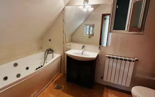 Apartament la casa zona Lipovei str Pomiculturii - Poză 13