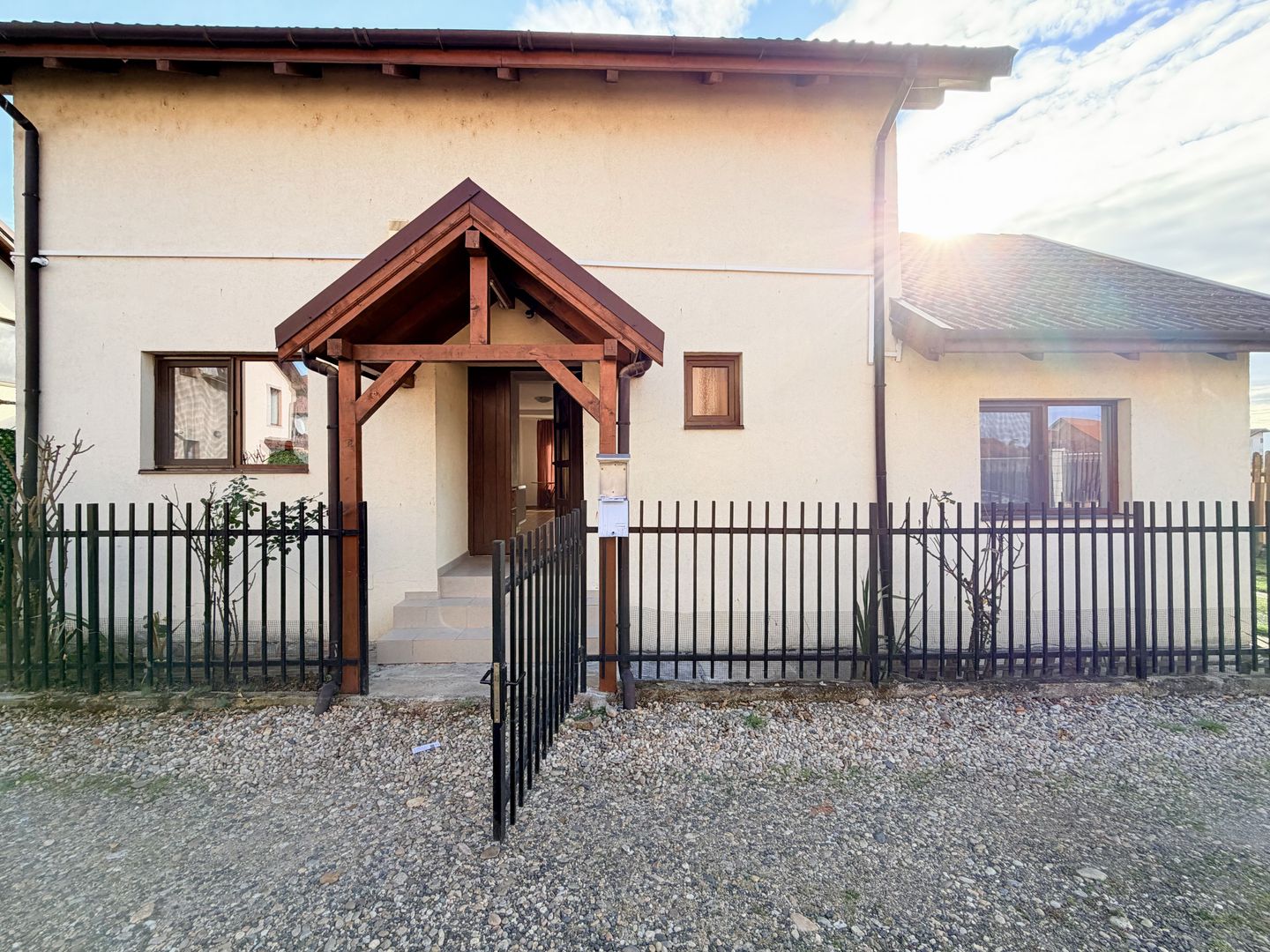 De vânzare – Casă individuală P+M în Dumbrăvița - Poză 33