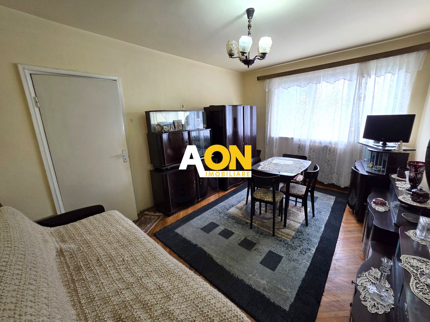 Apartament 3 camere, semidecomandat, parter, Cetate, strada Closca - Poză 6