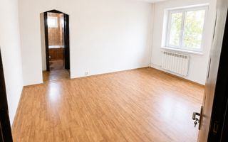 Apartament 2 camere, parter, Craiovita Noua - Poză 3