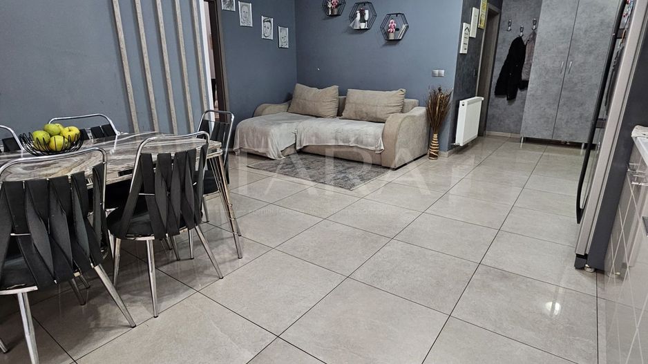 Apartament cu 3 camere și garaj subteran – Baciu, zona Petrom - Poză 2