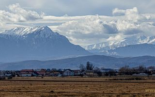 Casă nouă, intrare Stupini - Poză 2