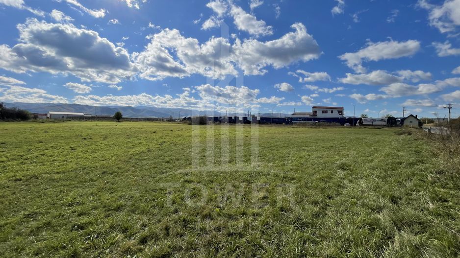 Teren industrial de vânzare în Cristian – 6.000 mp, deschidere la drum asfaltat - Poză 7