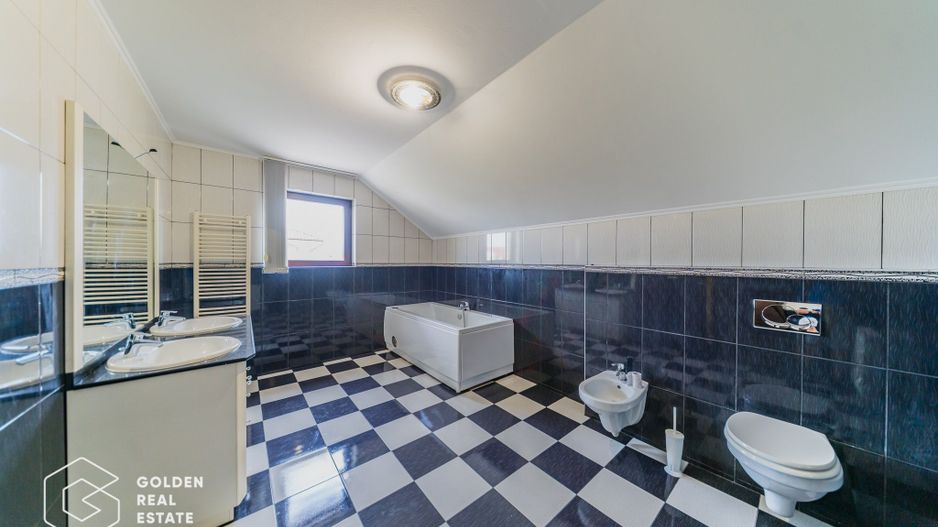 Vila in Poltura, P+E, comision 0% - Poză 25