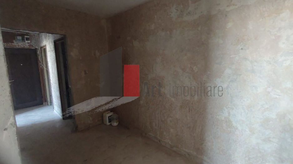 Vânzare apartament 3 camere decomandat Bd. Obregia - Turnu Măgurele - Poză 3