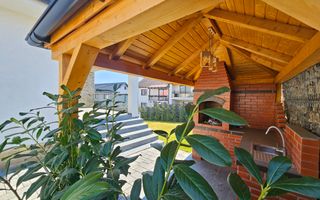 Casa Sibiu, intrare Selimbar, garaj, pivnita, curte mare - Poză 2