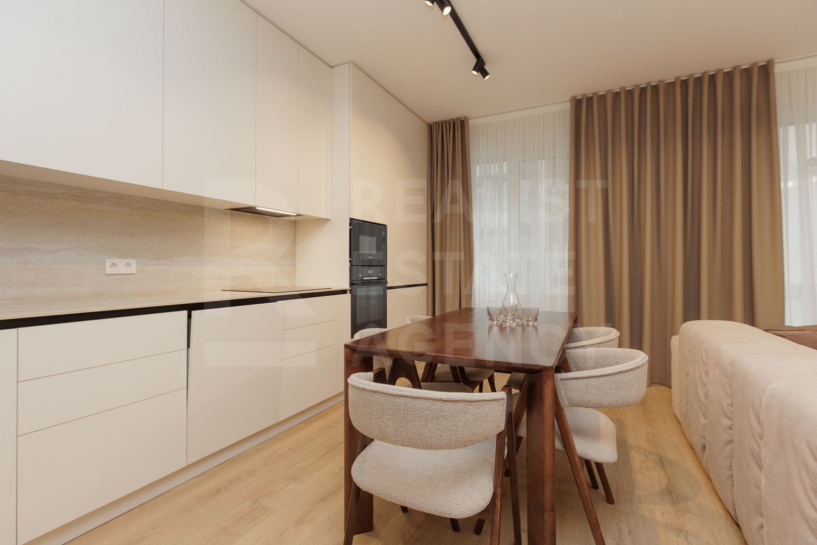 Vânzare, apartament, 3 camere, stada Moara Roșie, Centru - Poză 6