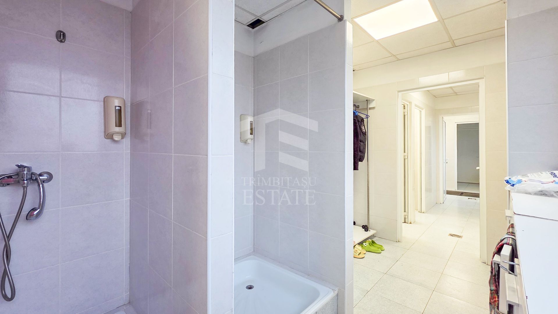 Spațiu industrial–afacere catering la cheie, teren&hală 750 mp S+P+1E - Poză 18