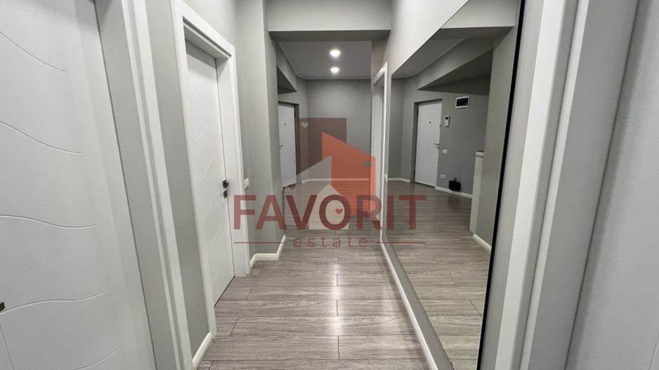 Parcare subterana si supraterana . Etaj 1 cu lift. Pozitie excelenta. - Poză 5