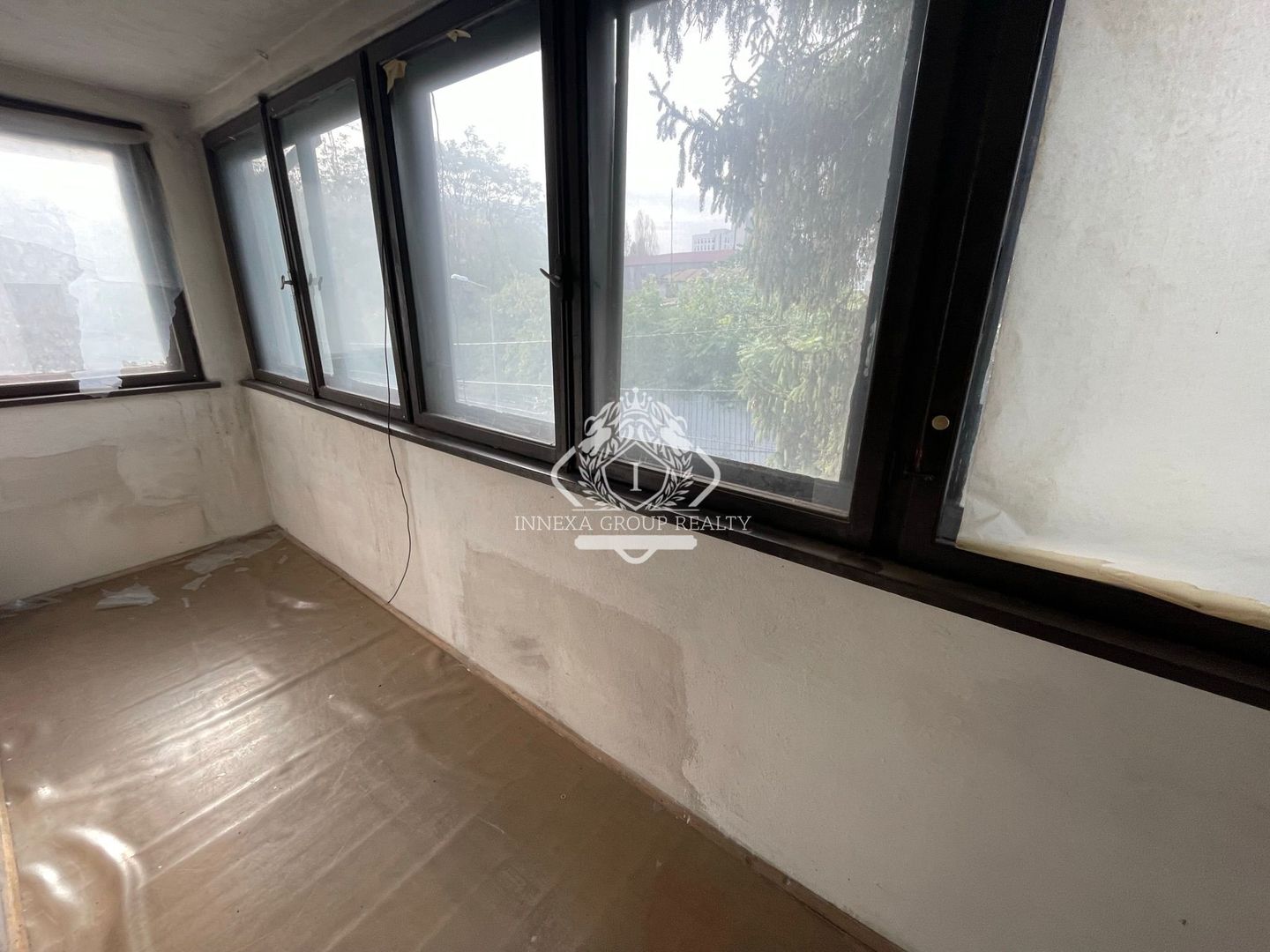 Parcul Carol I Vila interbelica I 2 locuri de parcare - Poză 6