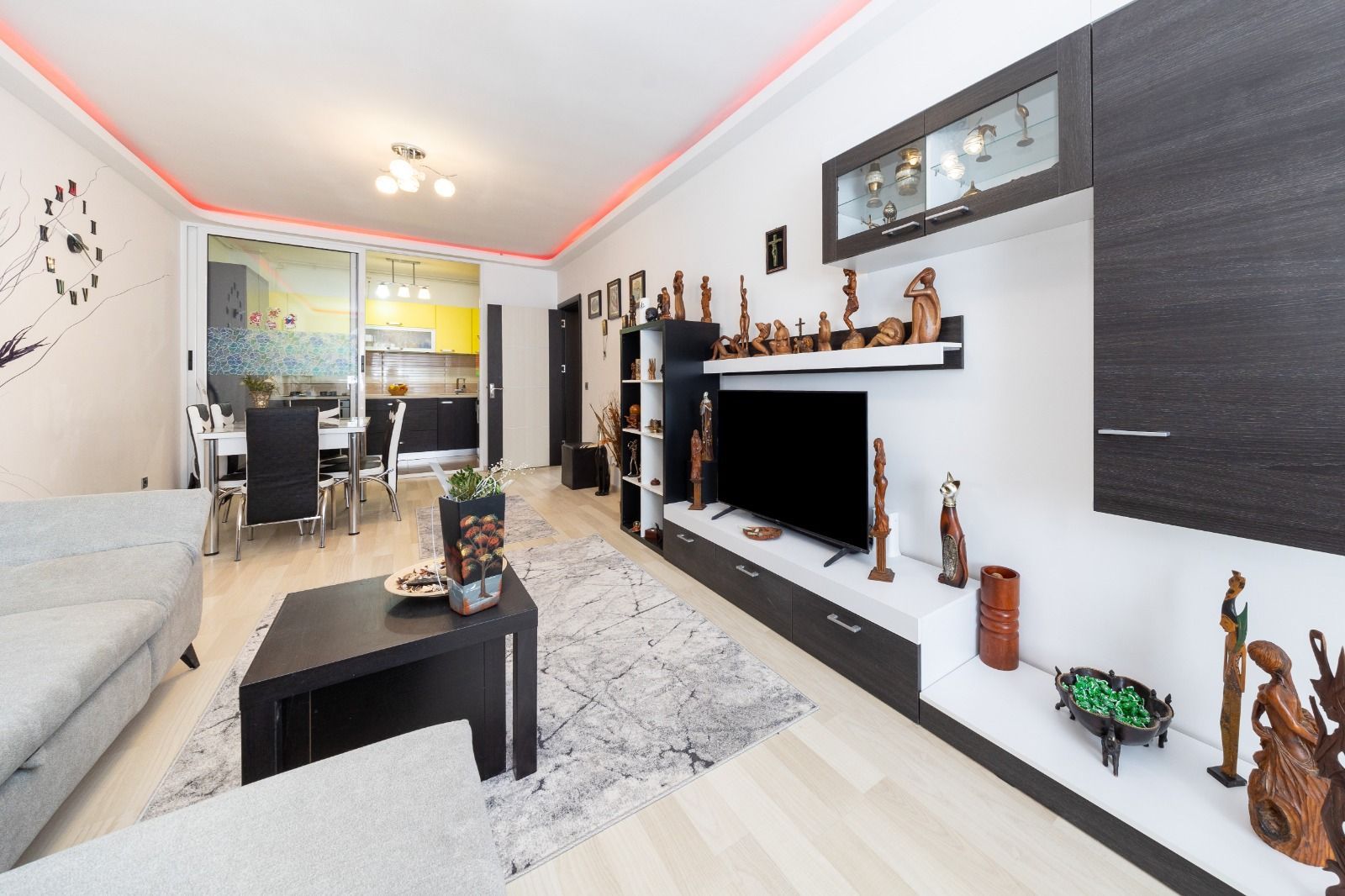 Apartament 3 camere, 82 mp+parcare si boxa-Isaran,Coresi - Poză 5