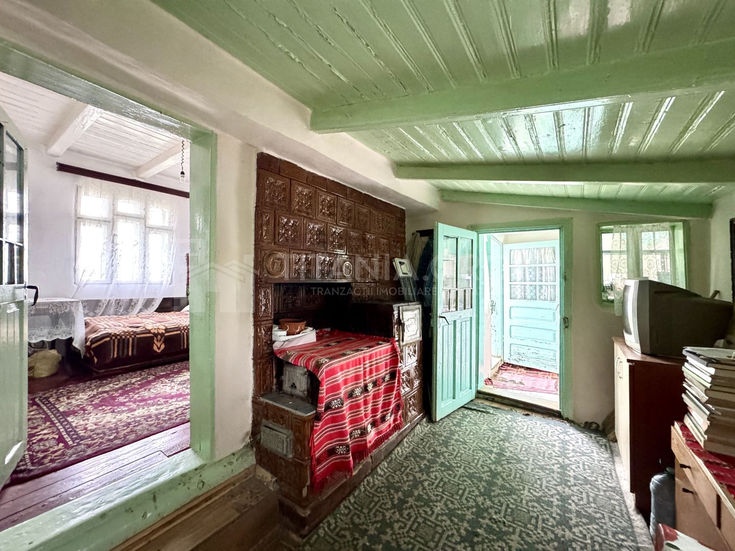 Casa 3 camere+anexe, teren 2400 mp, Damienesti Bacău - Poză 4