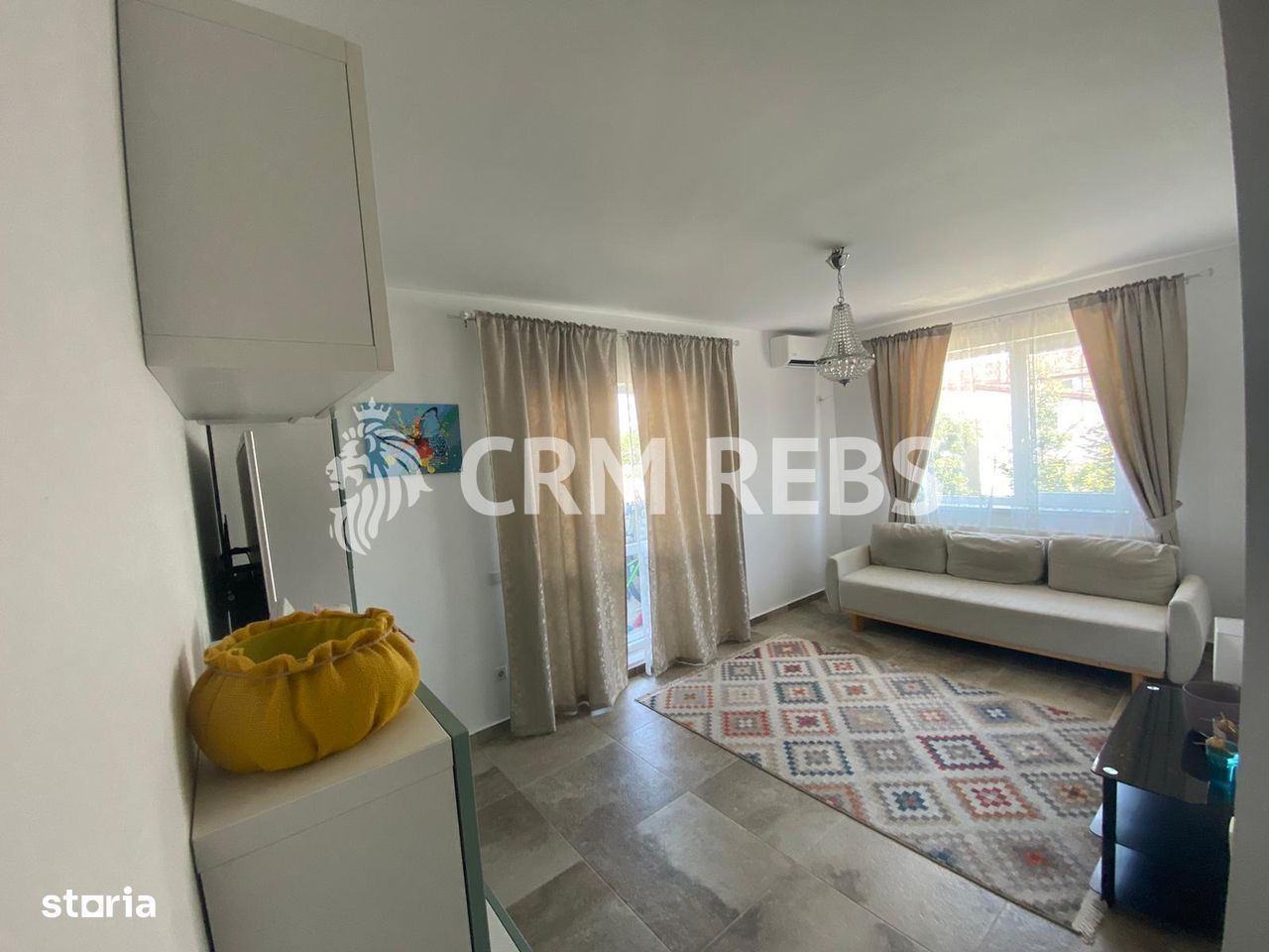 Vând apartament de 3 camere decomandat in Chiajna cu parcare - Poză 1