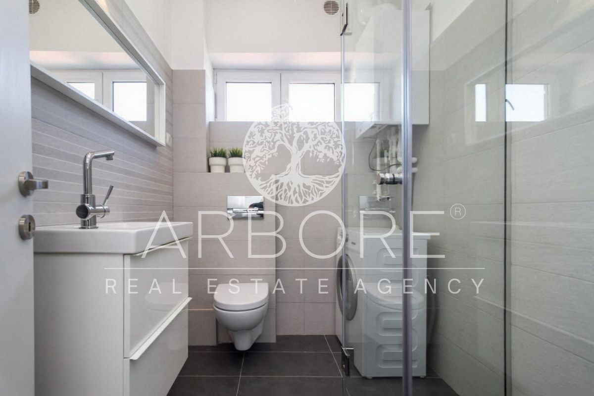 Ultracentral 4-Room Apartment | Ideal for 3 Students | Bucharest - Poză 8