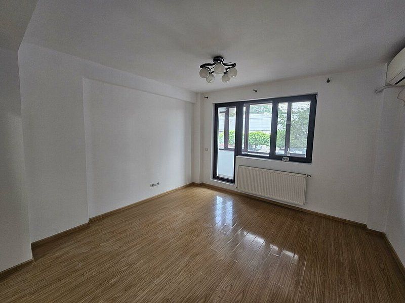 Apart 3 cam nemobilat + parcare - Poză 4