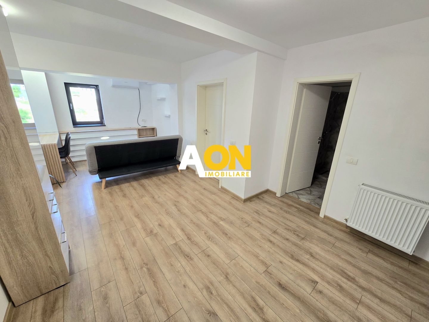 Apartament cu 2 Camere, Bloc Nou, Etaj Intermediar, Zona Schit - Poză 2