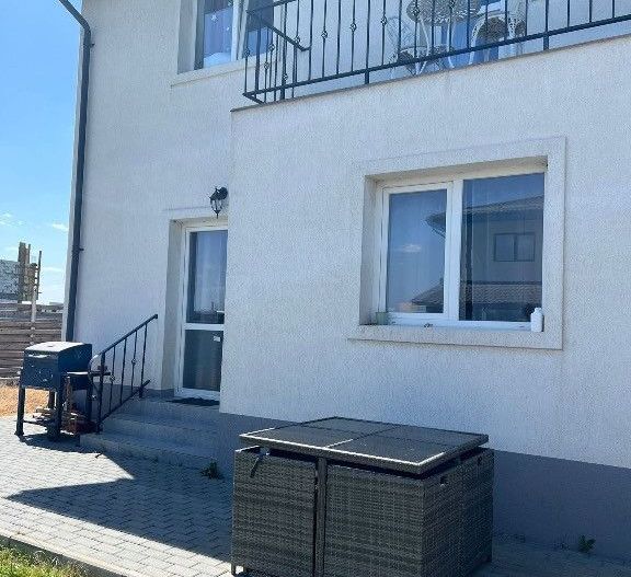 Sau/închiriez casa P+1E capătul Comunei Berceni Mănăstirea Sf. Treime - Poză 7