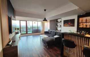 Penthouse 104,97 mp + 192,81 mp terase - piata Sudului