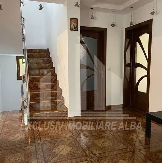 Casa individuala de vanzare, Cetate - Poză 3