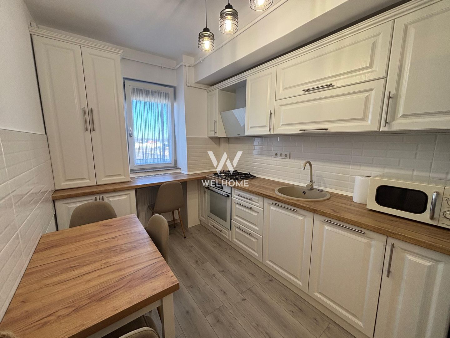 Închiriere apartament 2 camere, mobilat și utilat complet – Bd. Mihai Viteazu - Poză 1