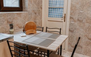 Apartament 4 camere ultracentral | Etaj 3/3 | Lift și renovare - Poză 1