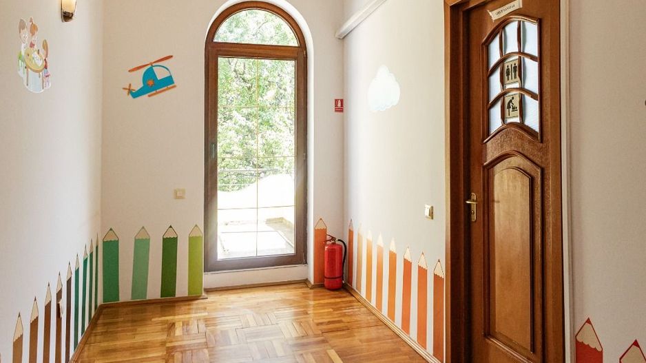 Vila de inchiriat | pretabil gradinita sau after school| Parcul Carol - Poză 9