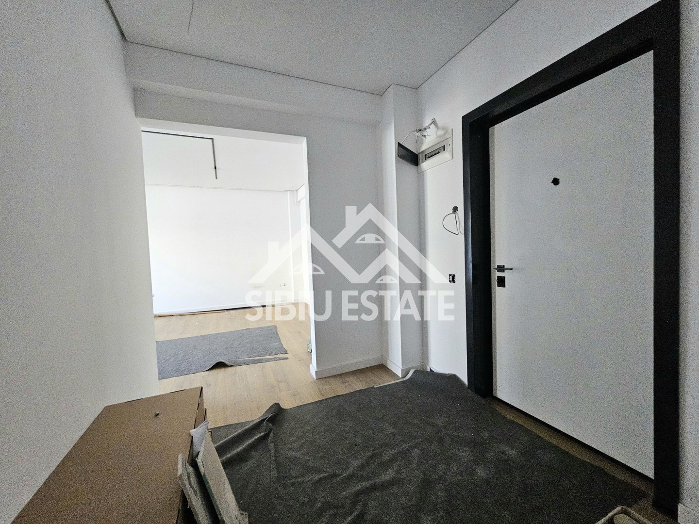 Apartament Premuim 3 camere garaj Sibiu central - Poză 11