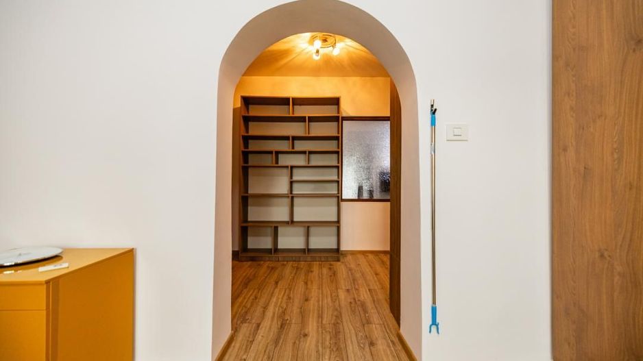 Casa parter, renovata, mobilata, gradina amenajata, str Petofi Sandor-Dumbravita - Poză 17