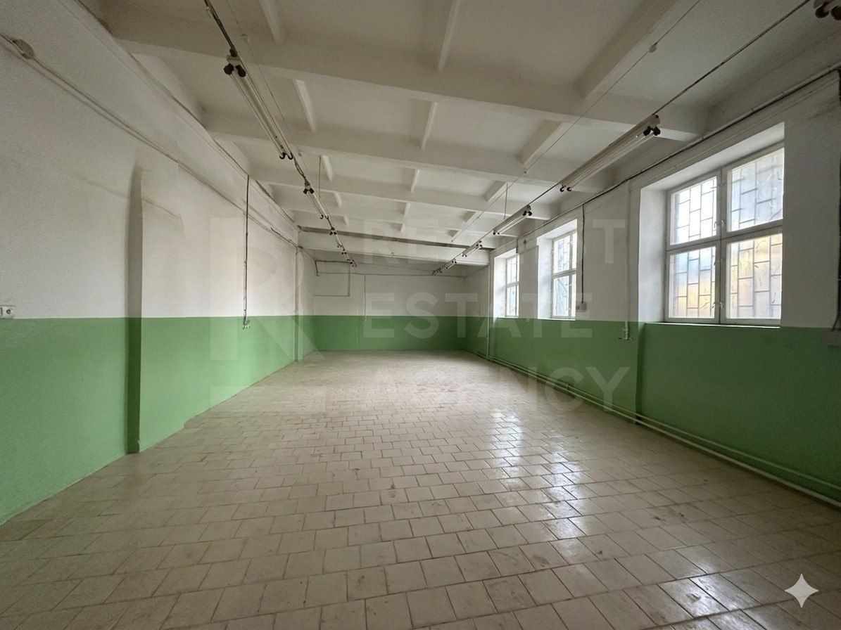 Chirie, spatiu industrial , 1500 mp, str. Calea Iesilor, Sculeni - Poză 8