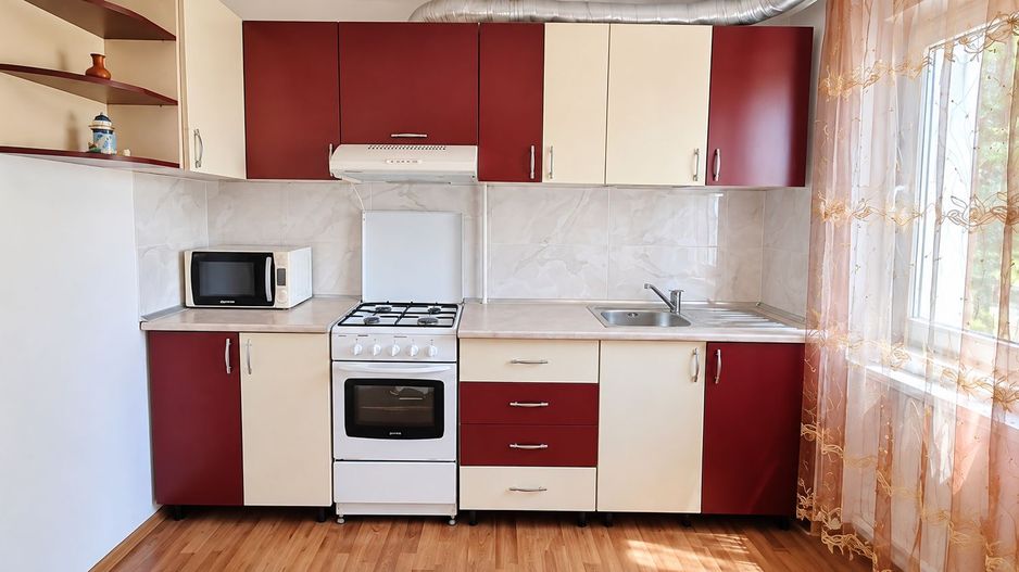 Apartament cu 2 camere, 420 euro Podu Ros - Poză 5