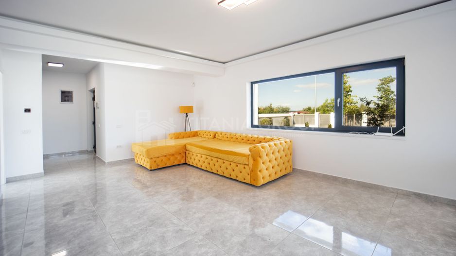 Prestigiu si eleganta! Proprietate de LUX, cu garaj si piscina -Harman - Poză 4